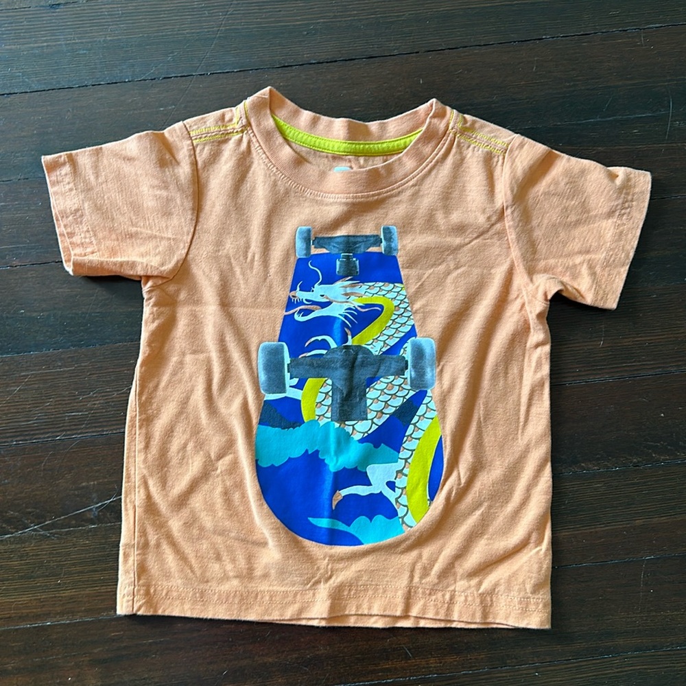 Like new boys size 3 tea collection tshirt